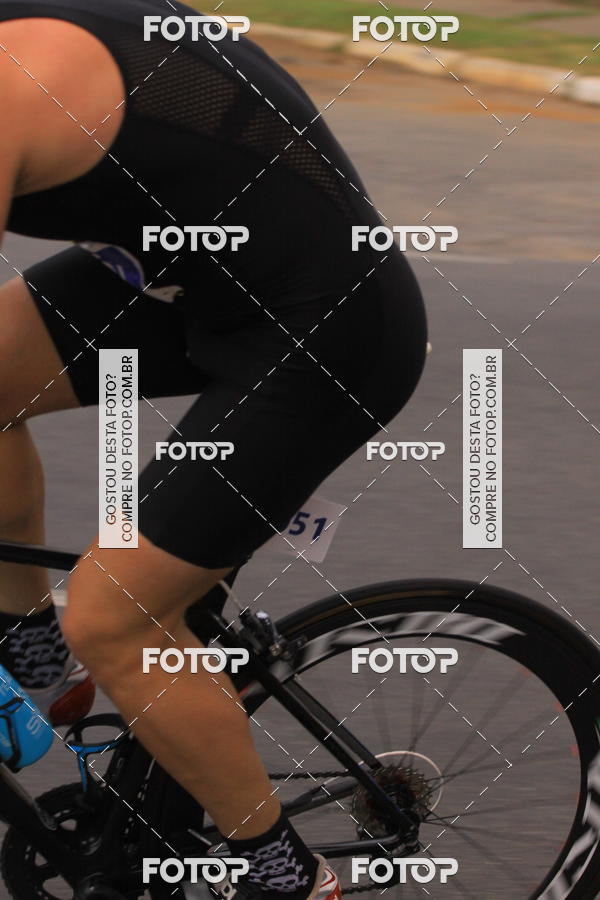 Buy your photos of the eventVSERIES Duathlon & Running on Fotop