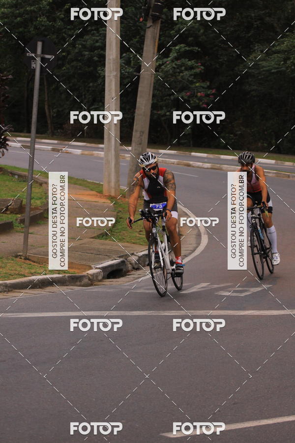 Buy your photos of the eventVSERIES Duathlon & Running on Fotop