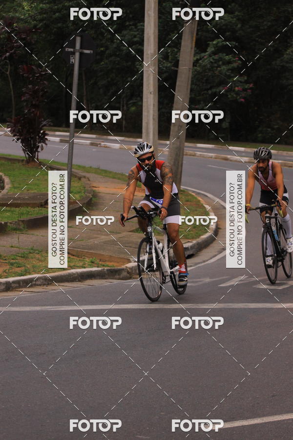 Buy your photos of the eventVSERIES Duathlon & Running on Fotop