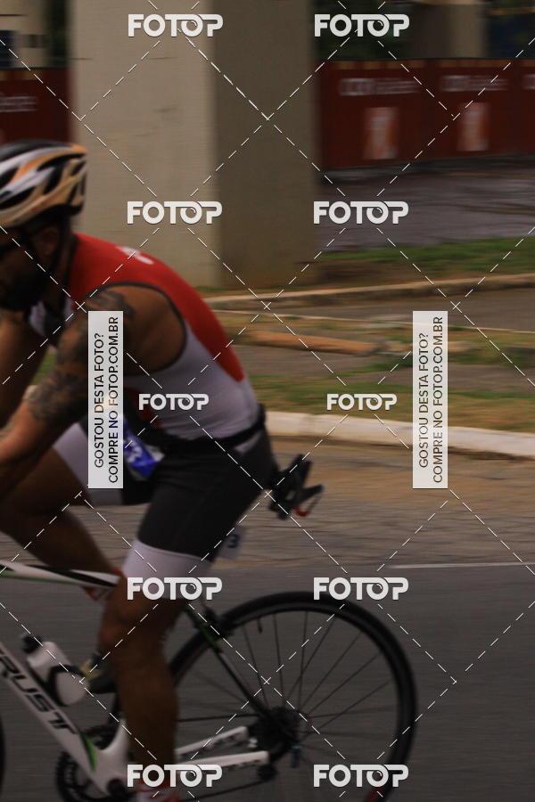 Buy your photos of the eventVSERIES Duathlon & Running on Fotop