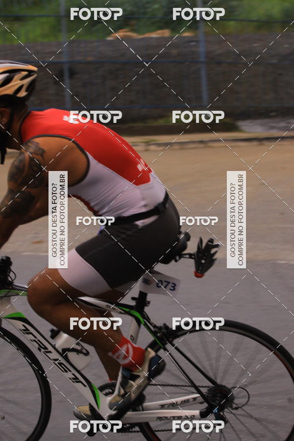 Buy your photos of the eventVSERIES Duathlon & Running on Fotop