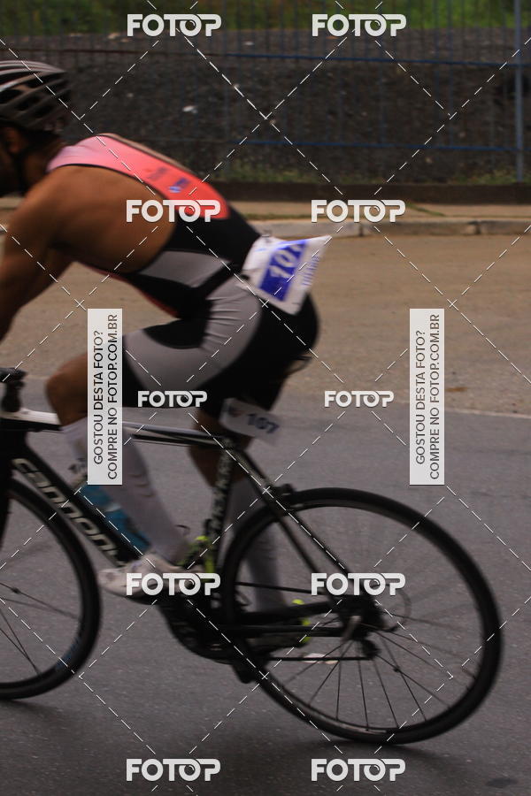 Buy your photos of the eventVSERIES Duathlon & Running on Fotop