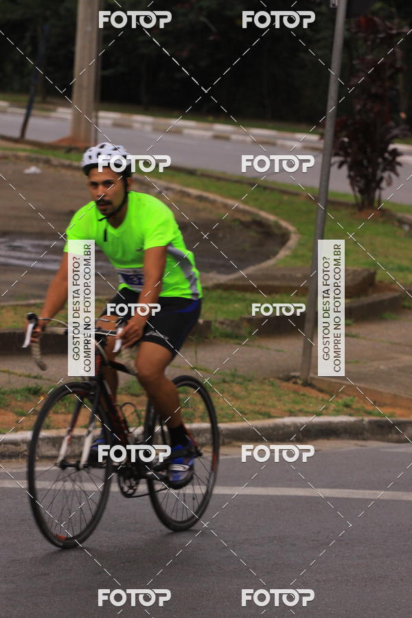 Buy your photos of the eventVSERIES Duathlon & Running on Fotop