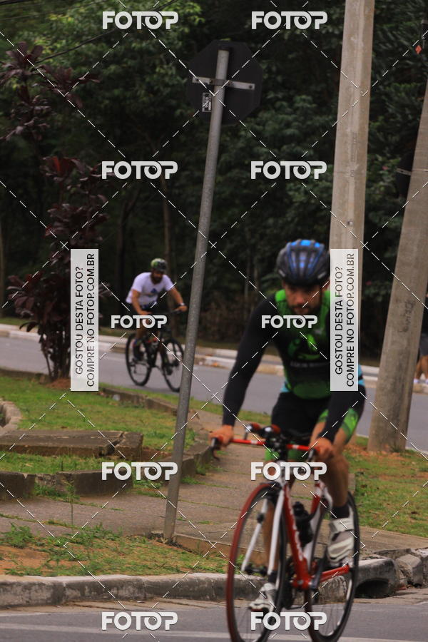 Buy your photos of the eventVSERIES Duathlon & Running on Fotop