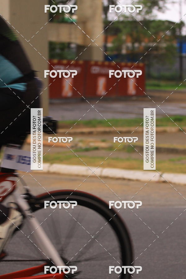 Buy your photos of the eventVSERIES Duathlon & Running on Fotop