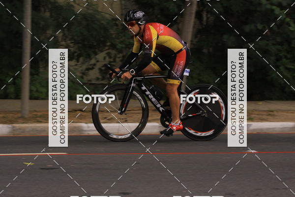 Buy your photos of the eventVSERIES Duathlon & Running on Fotop