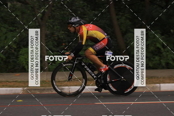 Buy your photos of the eventVSERIES Duathlon & Running on Fotop