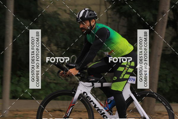 Buy your photos of the eventVSERIES Duathlon & Running on Fotop