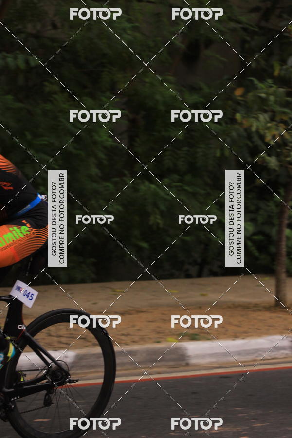 Buy your photos of the eventVSERIES Duathlon & Running on Fotop