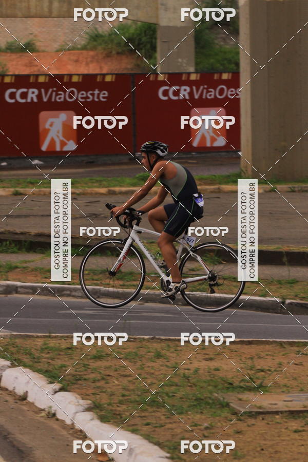 Buy your photos of the eventVSERIES Duathlon & Running on Fotop