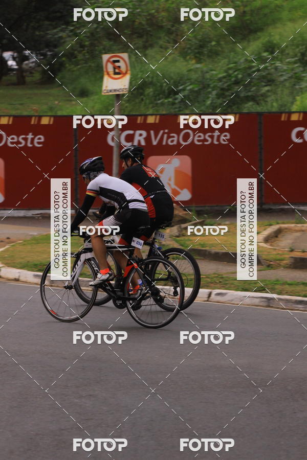 Buy your photos of the eventVSERIES Duathlon & Running on Fotop