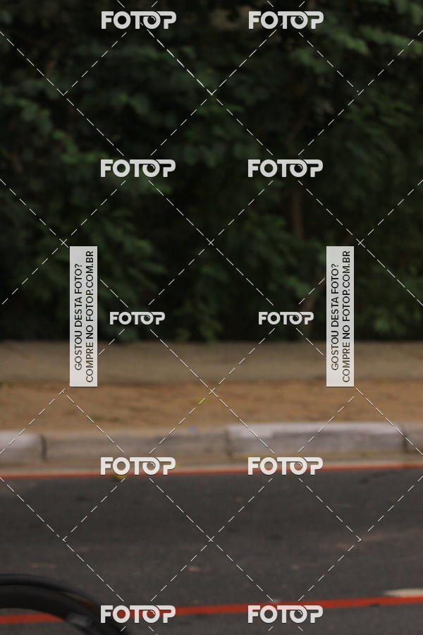 Buy your photos of the eventVSERIES Duathlon & Running on Fotop