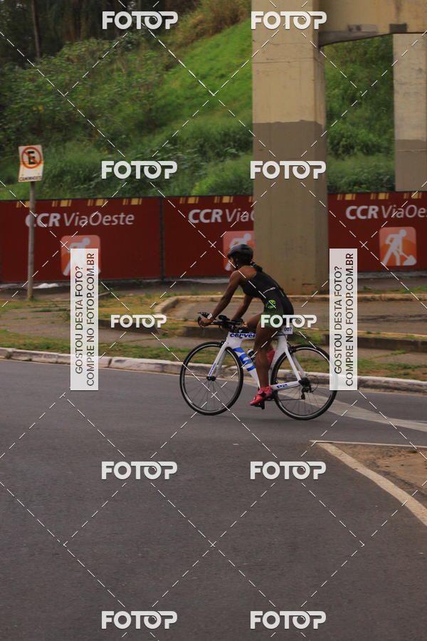 Buy your photos of the eventVSERIES Duathlon & Running on Fotop