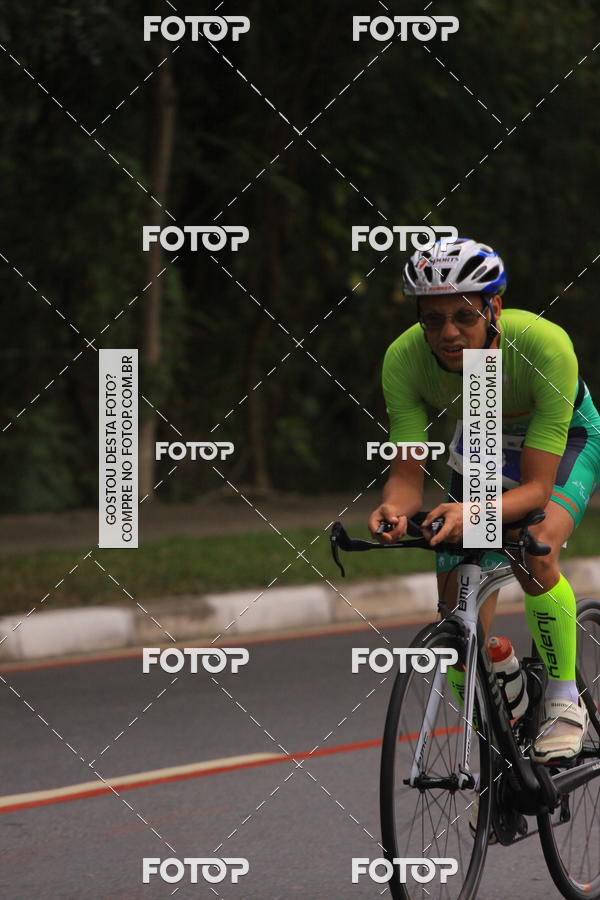 Buy your photos of the eventVSERIES Duathlon & Running on Fotop