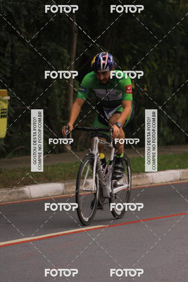 Buy your photos of the eventVSERIES Duathlon & Running on Fotop