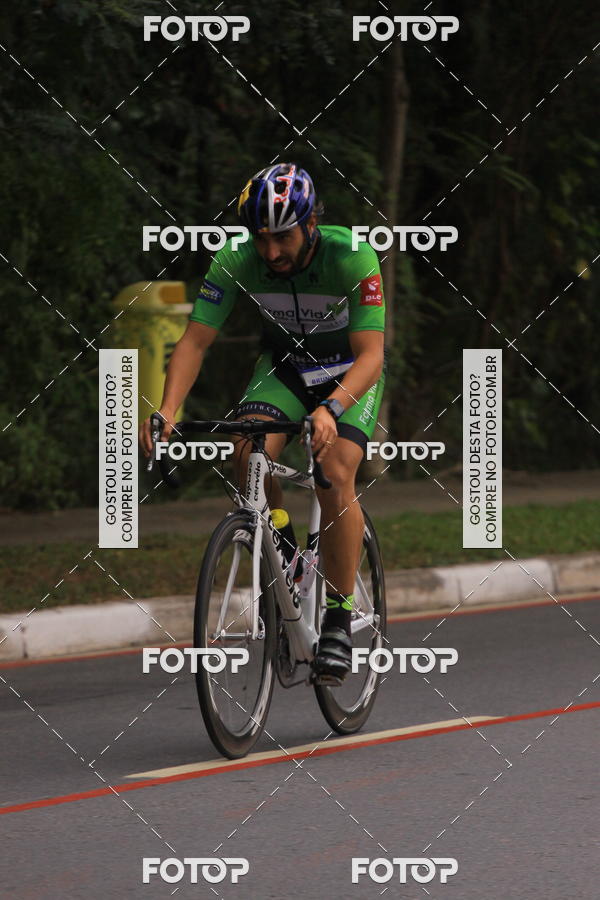 Buy your photos of the eventVSERIES Duathlon & Running on Fotop