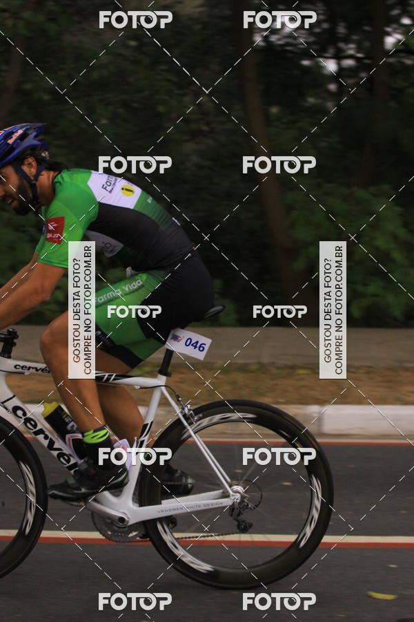 Buy your photos of the eventVSERIES Duathlon & Running on Fotop