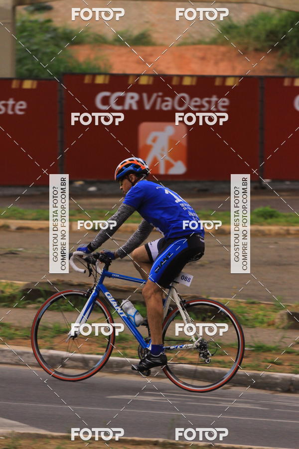 Buy your photos of the eventVSERIES Duathlon & Running on Fotop