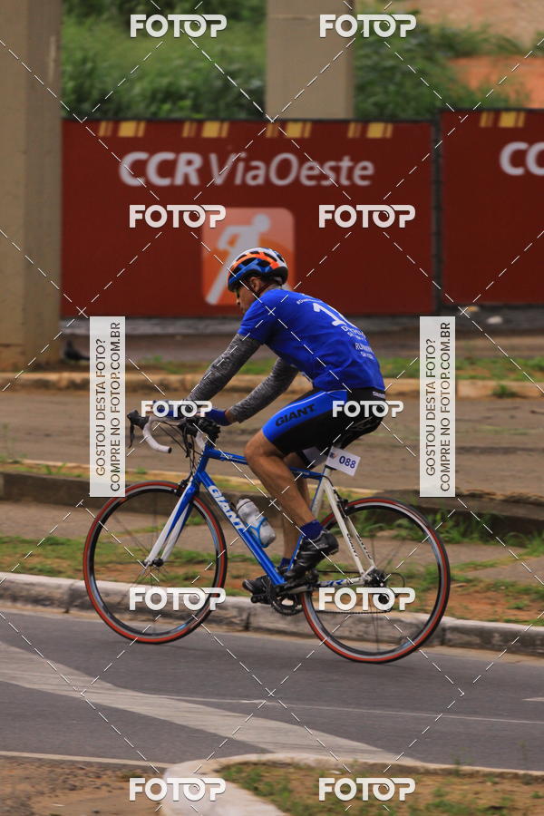 Buy your photos of the eventVSERIES Duathlon & Running on Fotop