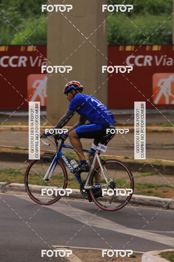 Buy your photos of the eventVSERIES Duathlon & Running on Fotop