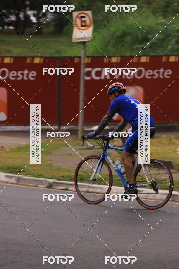 Buy your photos of the eventVSERIES Duathlon & Running on Fotop