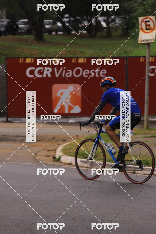 Buy your photos of the eventVSERIES Duathlon & Running on Fotop