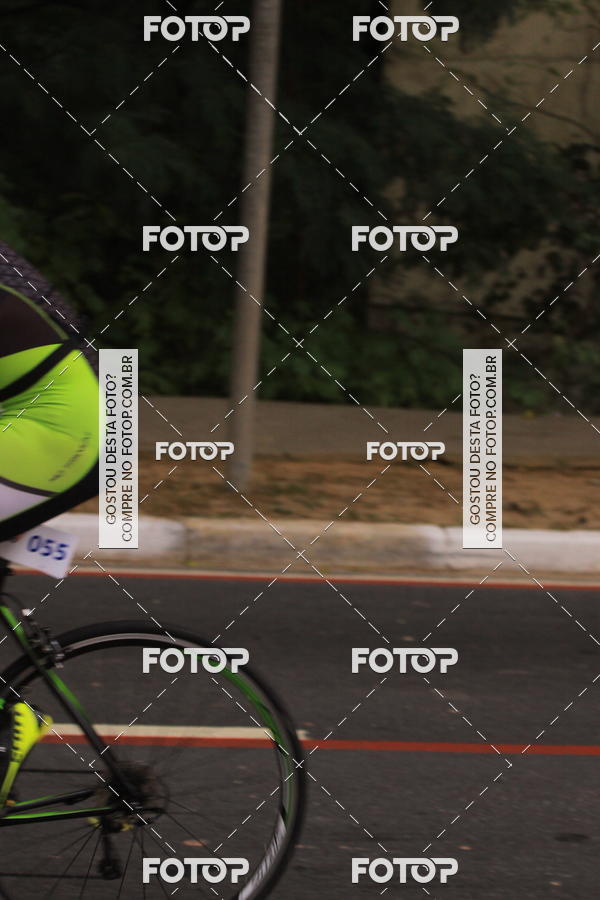Buy your photos of the eventVSERIES Duathlon & Running on Fotop