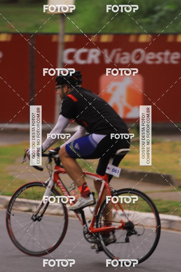 Buy your photos of the eventVSERIES Duathlon & Running on Fotop