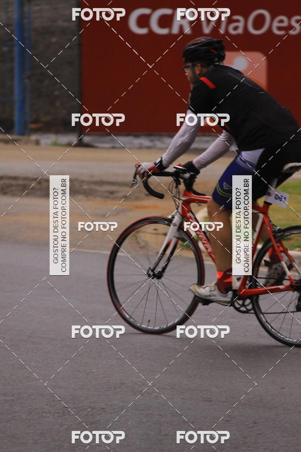 Buy your photos of the eventVSERIES Duathlon & Running on Fotop