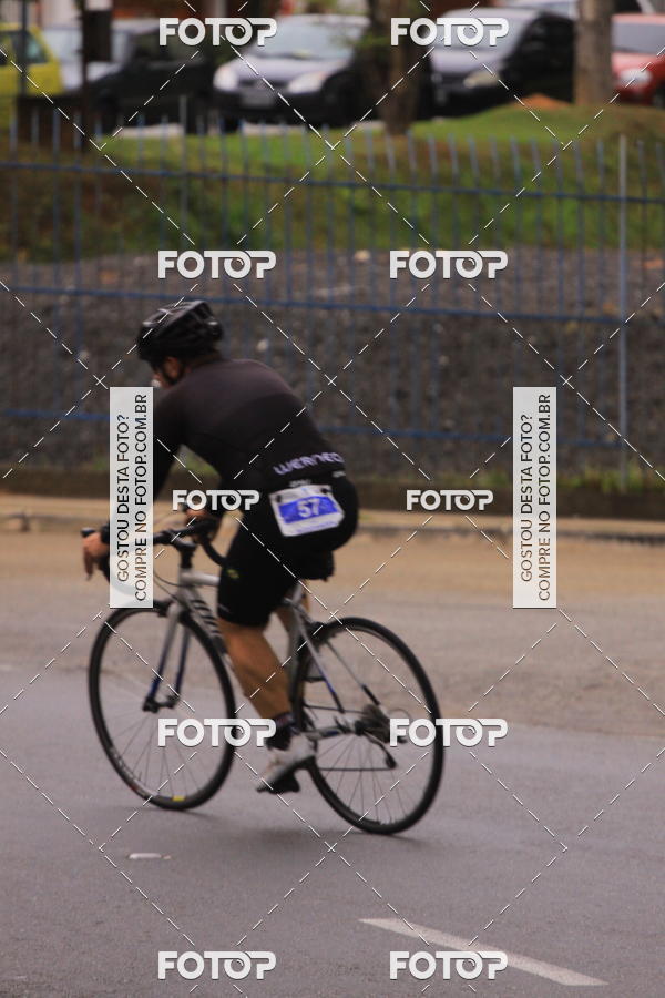 Buy your photos of the eventVSERIES Duathlon & Running on Fotop