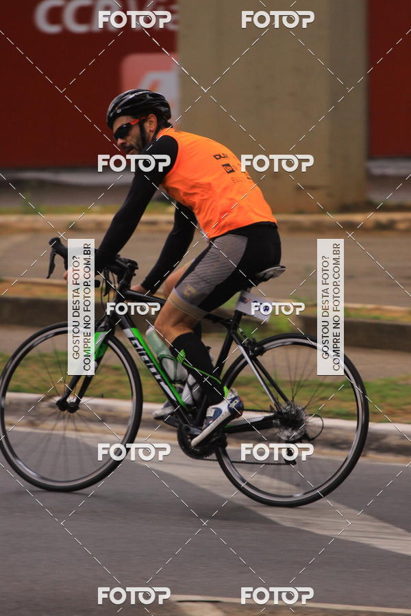 Buy your photos of the eventVSERIES Duathlon & Running on Fotop