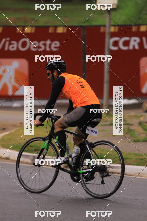 Buy your photos of the eventVSERIES Duathlon & Running on Fotop