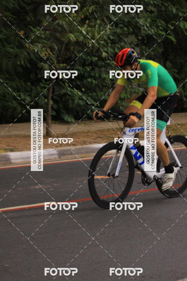 Buy your photos of the eventVSERIES Duathlon & Running on Fotop