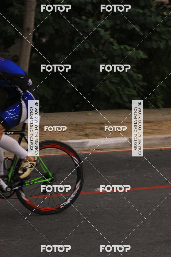 Buy your photos of the eventVSERIES Duathlon & Running on Fotop