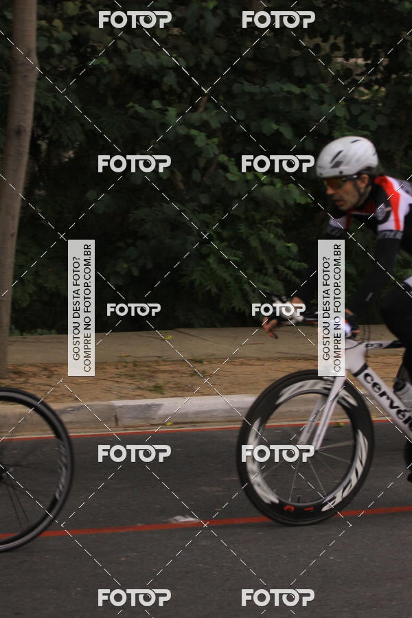 Buy your photos of the eventVSERIES Duathlon & Running on Fotop