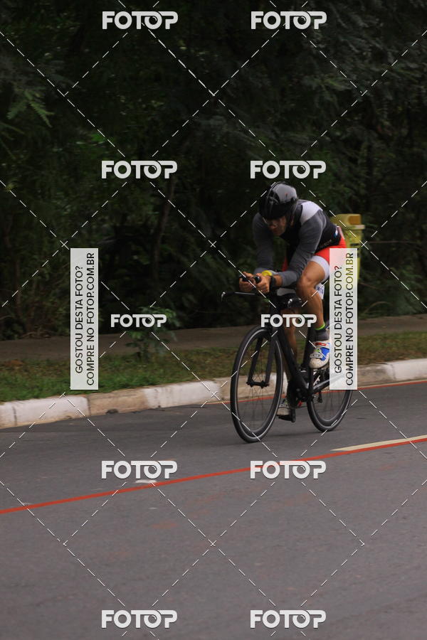 Buy your photos of the eventVSERIES Duathlon & Running on Fotop
