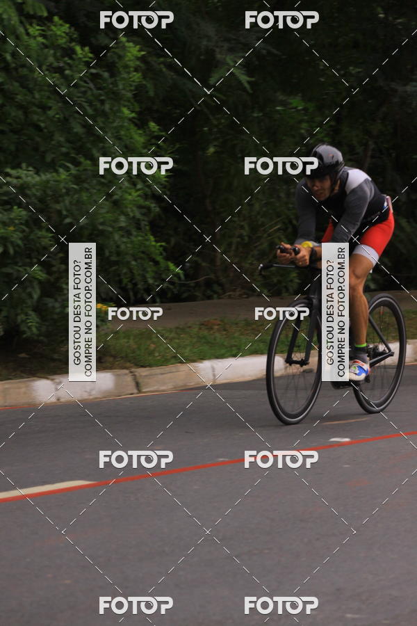 Buy your photos of the eventVSERIES Duathlon & Running on Fotop