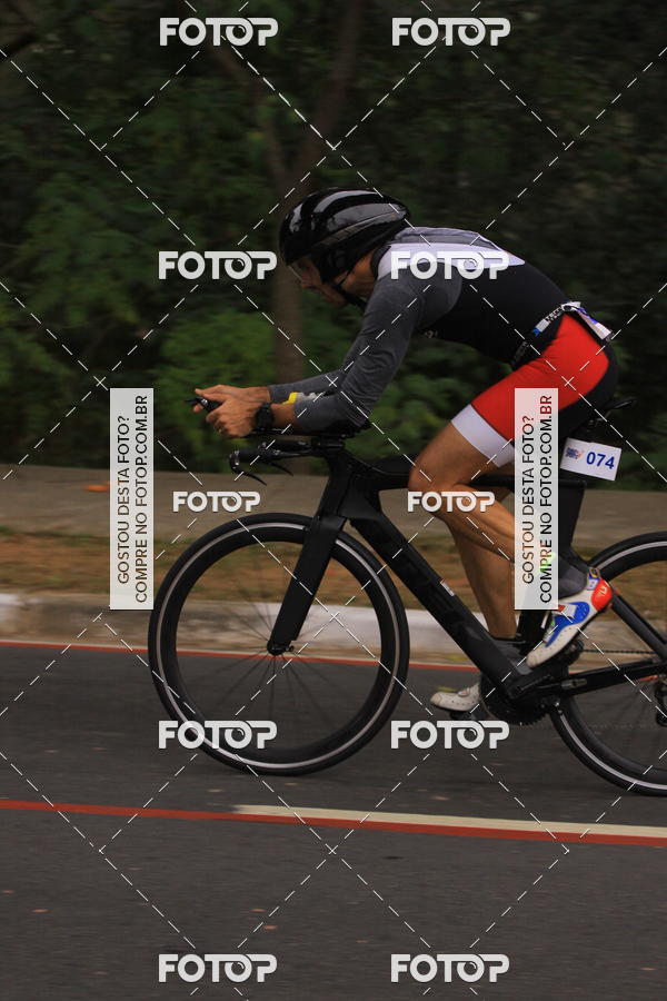 Buy your photos of the eventVSERIES Duathlon & Running on Fotop