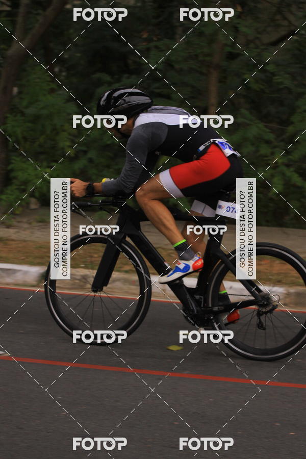 Buy your photos of the eventVSERIES Duathlon & Running on Fotop