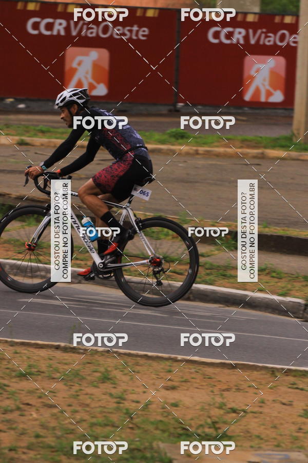 Buy your photos of the eventVSERIES Duathlon & Running on Fotop