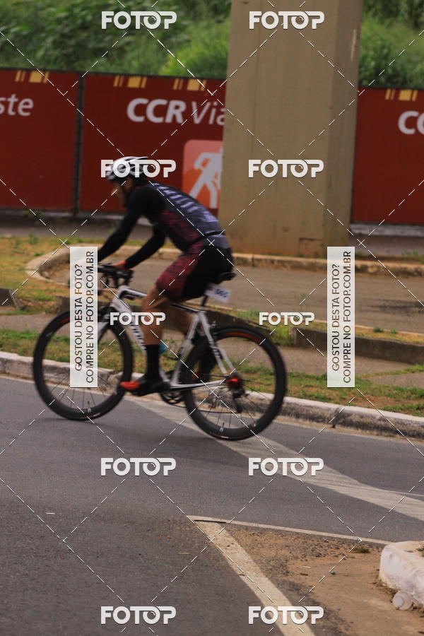 Buy your photos of the eventVSERIES Duathlon & Running on Fotop