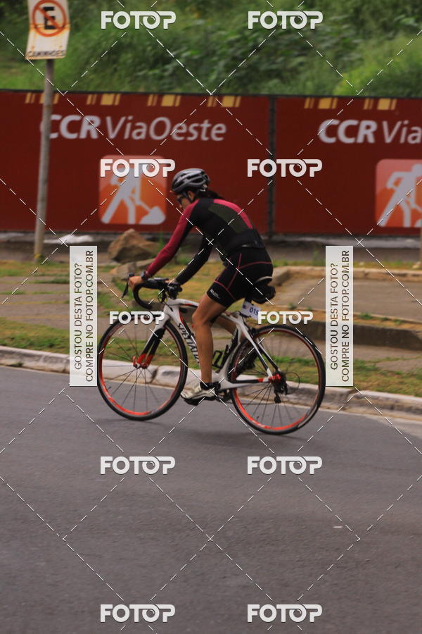 Buy your photos of the eventVSERIES Duathlon & Running on Fotop