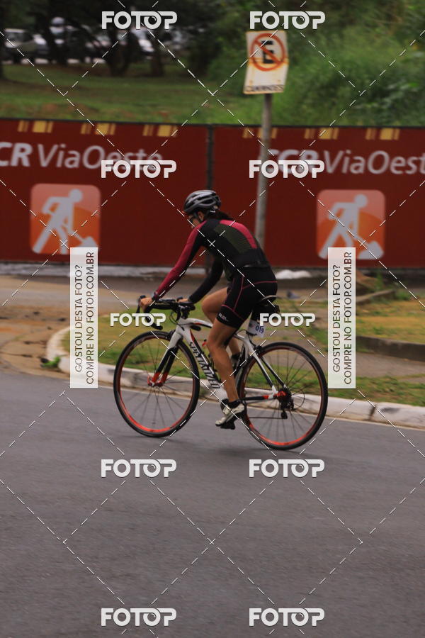 Buy your photos of the eventVSERIES Duathlon & Running on Fotop