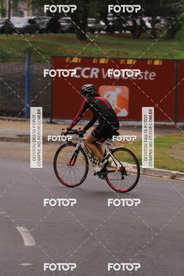 Buy your photos of the eventVSERIES Duathlon & Running on Fotop