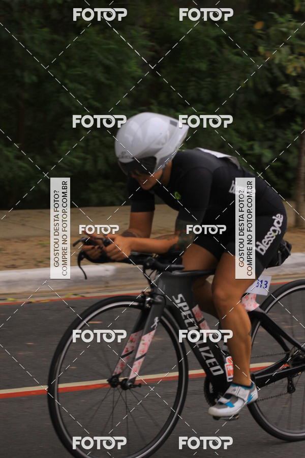 Buy your photos of the eventVSERIES Duathlon & Running on Fotop