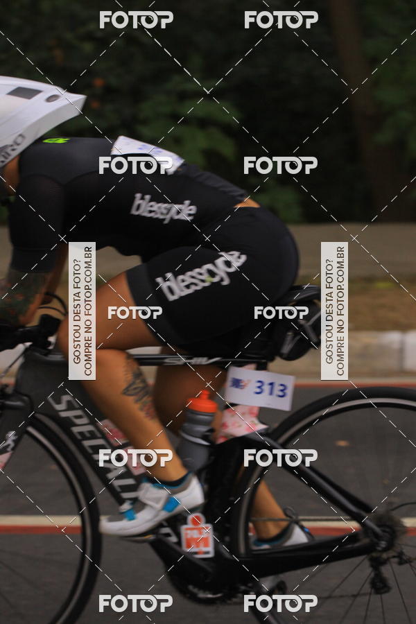 Buy your photos of the eventVSERIES Duathlon & Running on Fotop