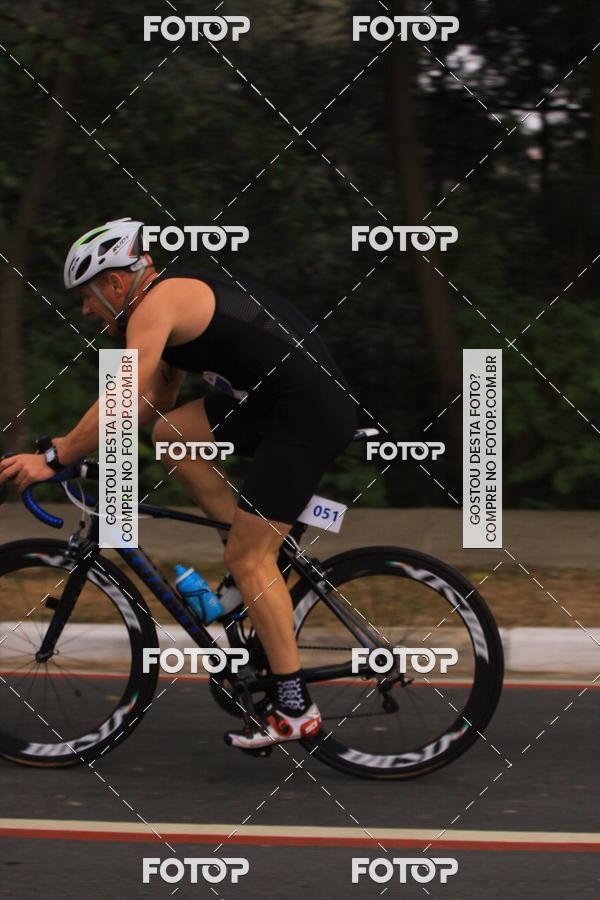 Buy your photos of the eventVSERIES Duathlon & Running on Fotop