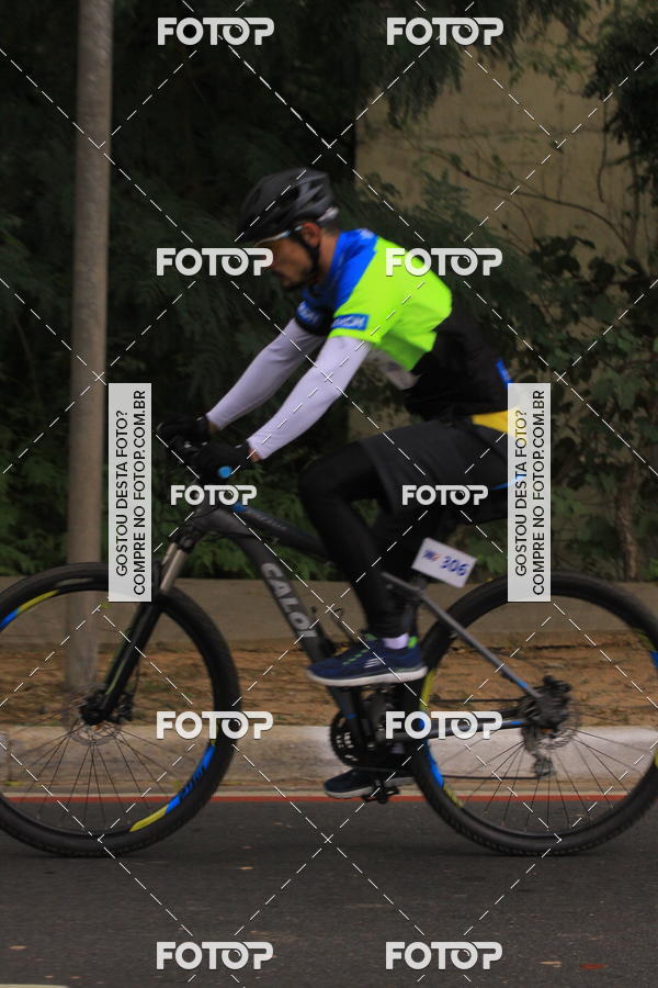 Buy your photos of the eventVSERIES Duathlon & Running on Fotop