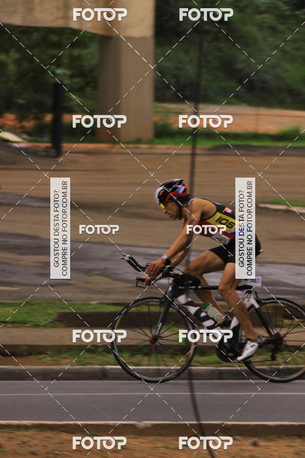 Buy your photos of the eventVSERIES Duathlon & Running on Fotop
