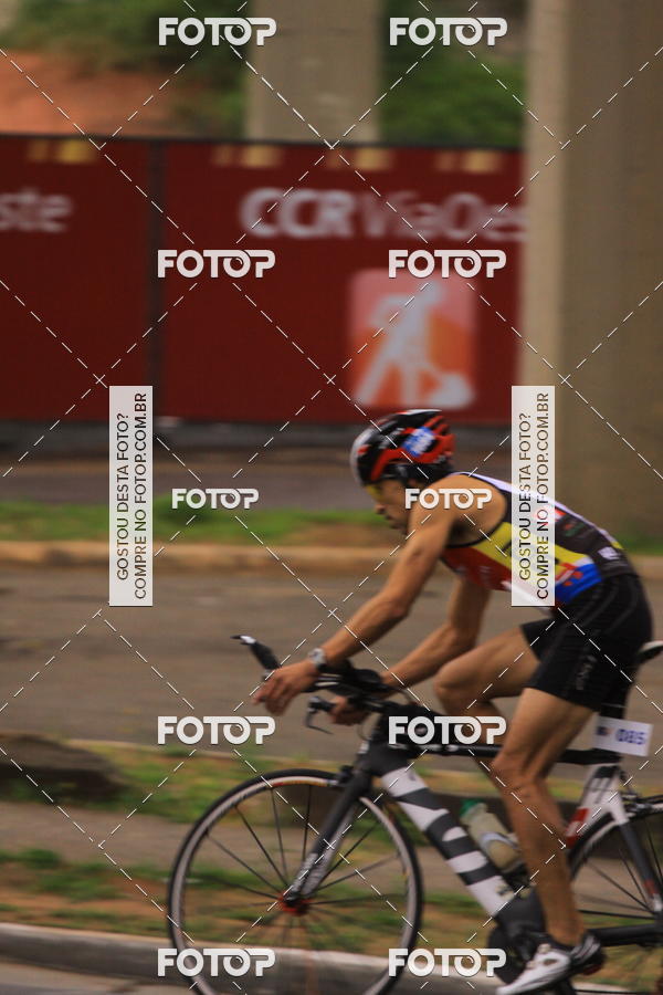 Buy your photos of the eventVSERIES Duathlon & Running on Fotop